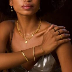 Violeta Black Onyx Ring 13 Violeta Black Onyx Ring -Carrie Elizabeth 117 scaled