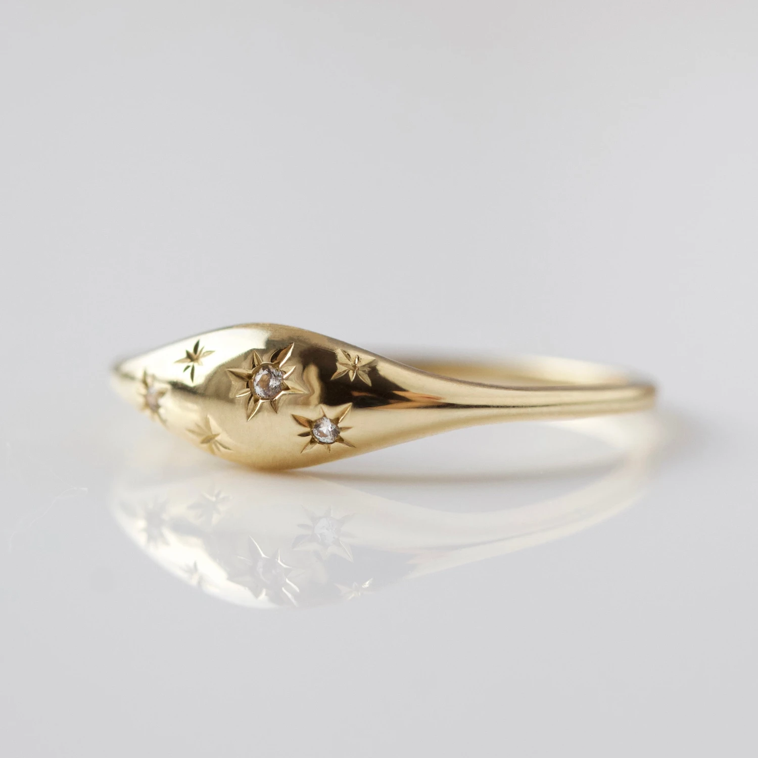 Marisa Star Set Sapphire Signet Ring 3 Marisa Star Set Sapphire Signet Ring - Image 3