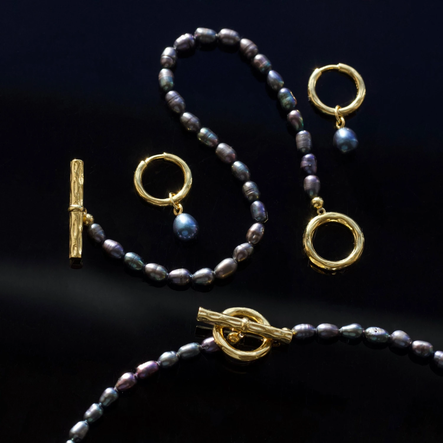 Black Pearl T-bar Bracelet 4 Black Pearl T-bar Bracelet - Image 4