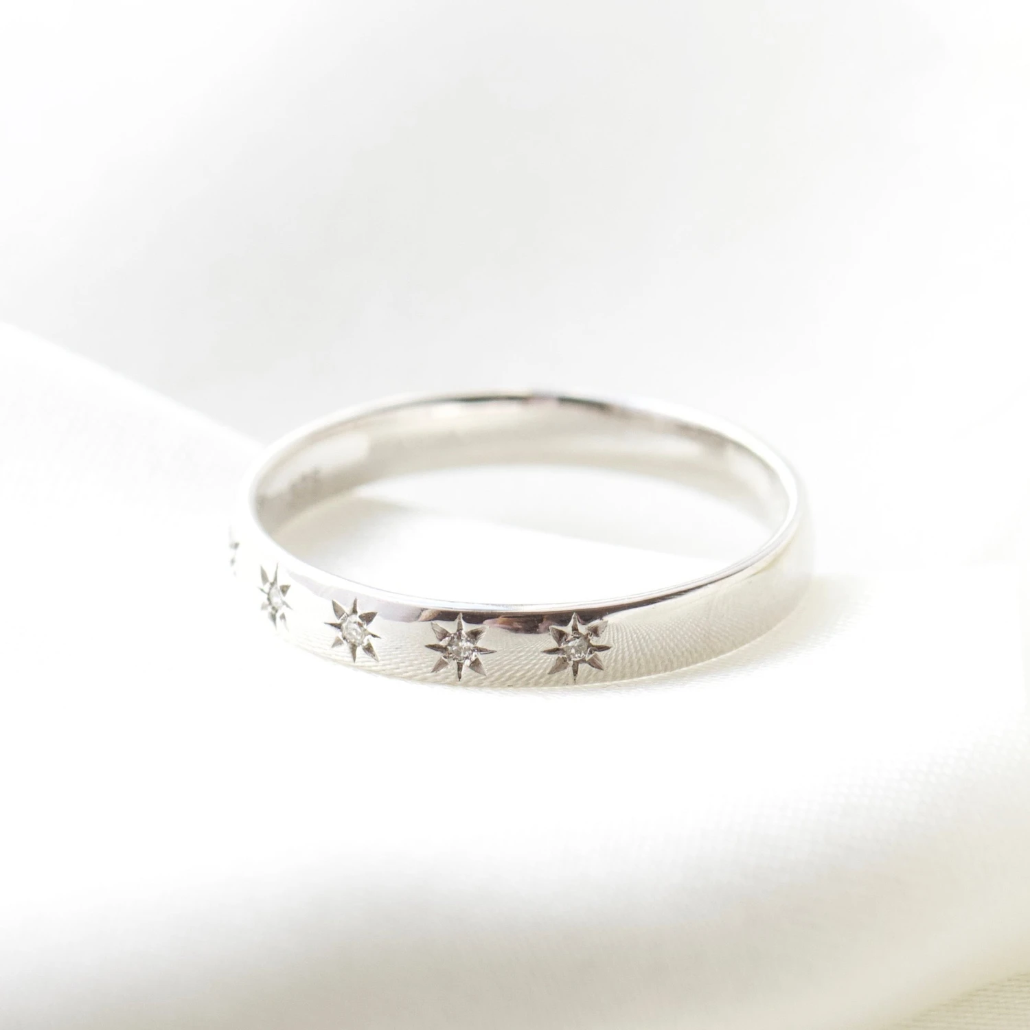 Simple Star Set Diamond Band 3 Simple Star Set Diamond Band - Image 3