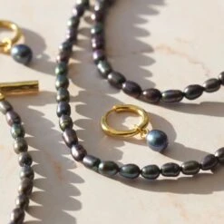 Black Pearl T-bar Bracelet 11 Black Pearl T-bar Bracelet -Carrie Elizabeth A3B75540 DDFB 43A7 8FD9 678CF9E0C6C0 scaled