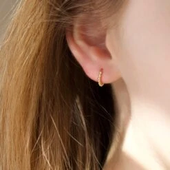 Bobble Detail Hoop -Carrie Elizabeth AAFFF3E7 B5D2 4632 9464 610C4CD78196 scaled