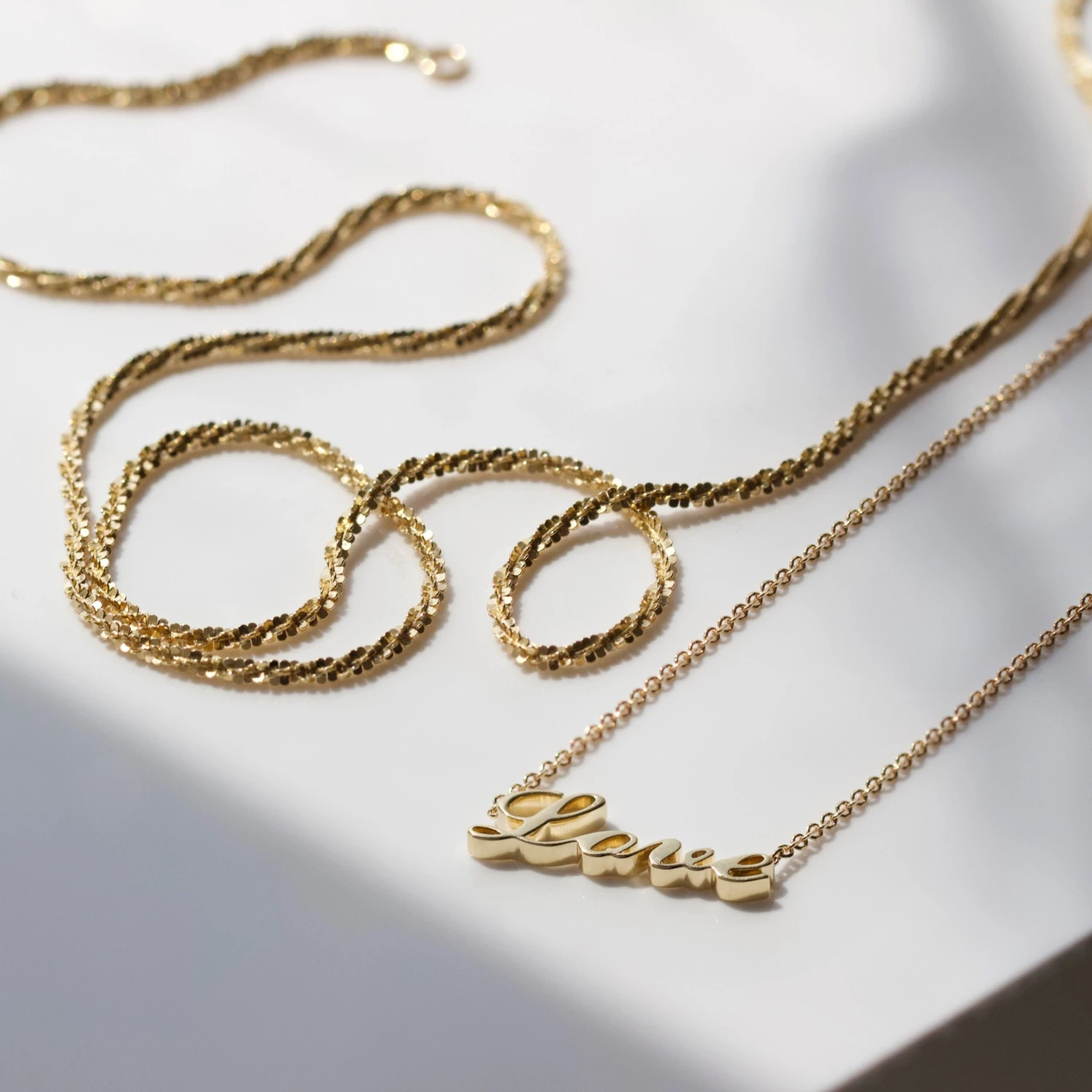 Diamond Cut Criss Cross Chain Necklace 3 Diamond Cut Criss Cross Chain Necklace - Image 3