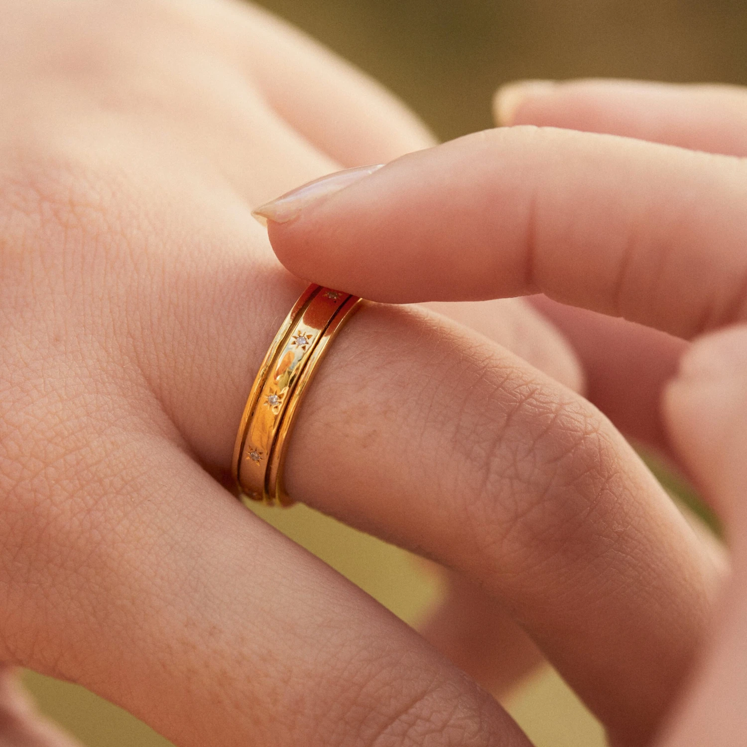 Star Set Spinning Ring 7 Star Set Spinning Ring - Image 7