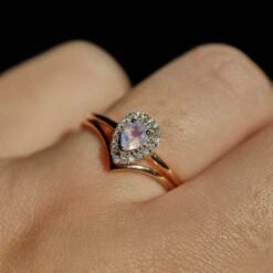 Wishbone Stacking Ring -Carrie Elizabeth BH4A3346 scaled