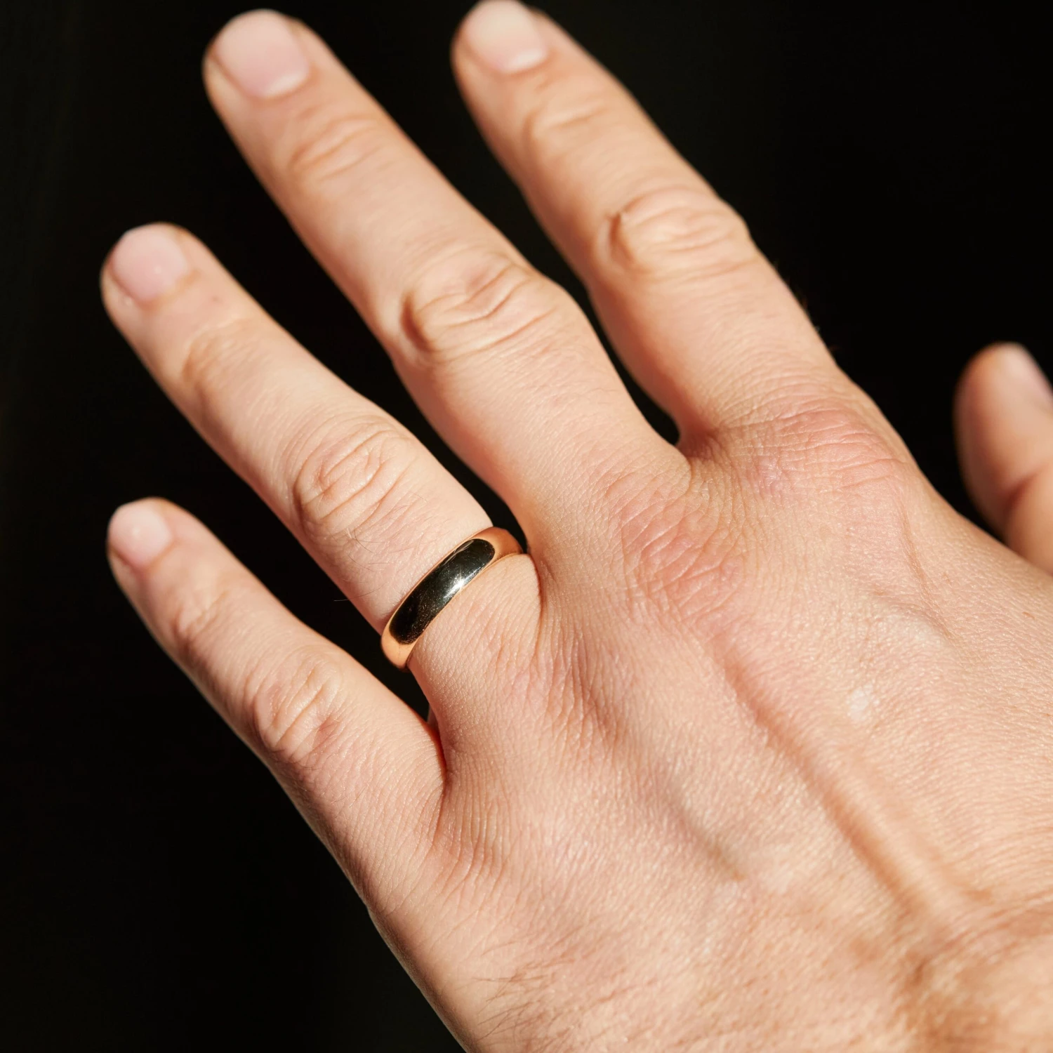 Wide Wedding Band 4 Wide Wedding Band - Image 4