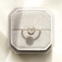 Felicity Lab-Grown Diamond Ring -Carrie Elizabeth CA4968E1 AC9B 4F52 907D 62D4B10B11DB