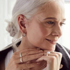 Organic Star Set Hoop -Carrie Elizabeth CarrieElizabethJewelleryAW23230816 CEJ AW23 campaign 8044 v1 sq