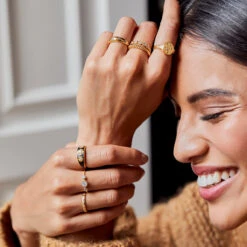 Vintage Daystar Ring -Carrie Elizabeth CarrieElizabethJewelleryAW23230816 CEJ AW23 campaign 8544 v11 fb0ee098 c052 4347 ab69 70acb9d903a8