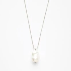 Long Baroque Pearl Pendant Necklace