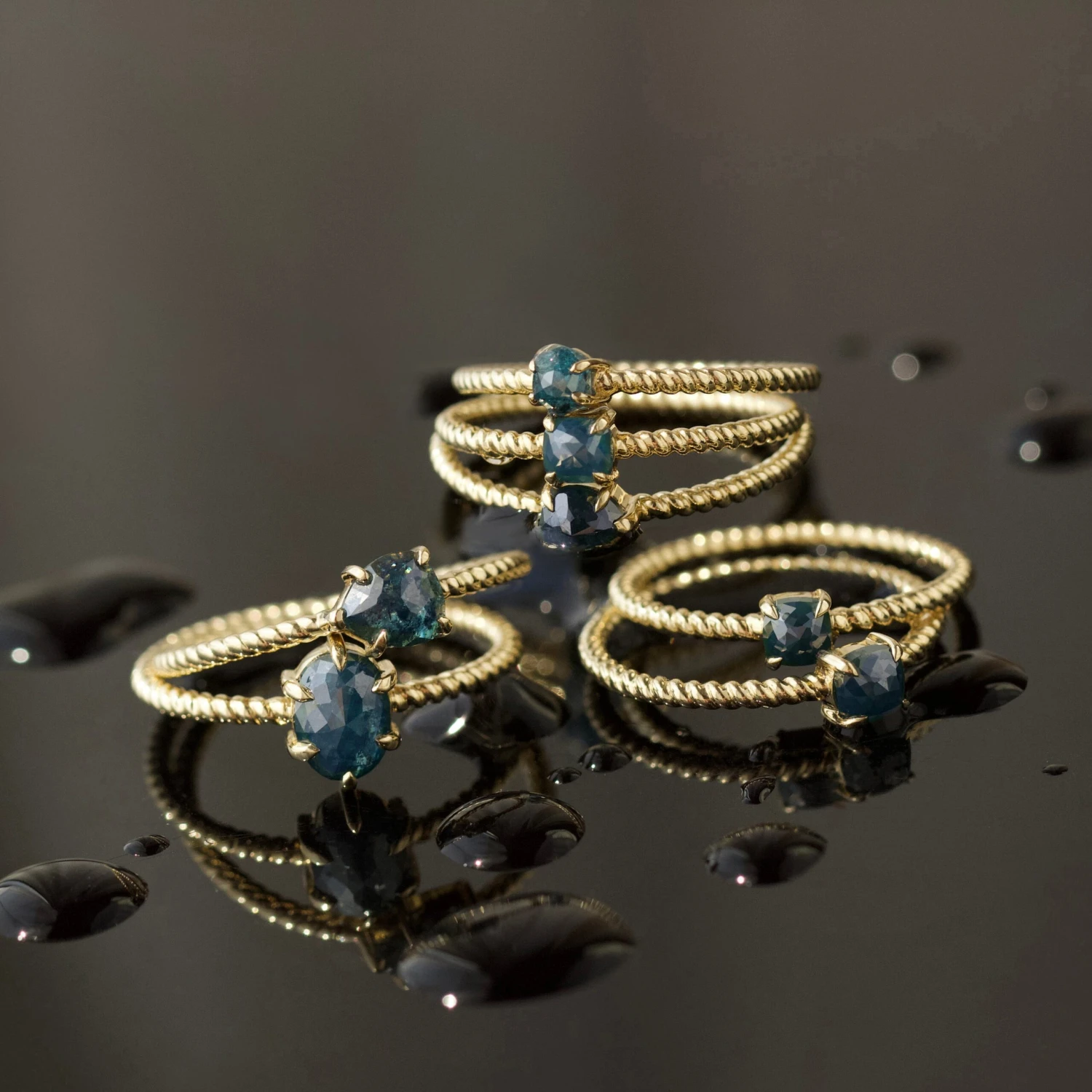 Exclusive Ocean Blue Pear Diamond Twist Band Ring - Size Medium 5 Exclusive Ocean Blue Pear Diamond Twist Band Ring - Size Medium - Image 5