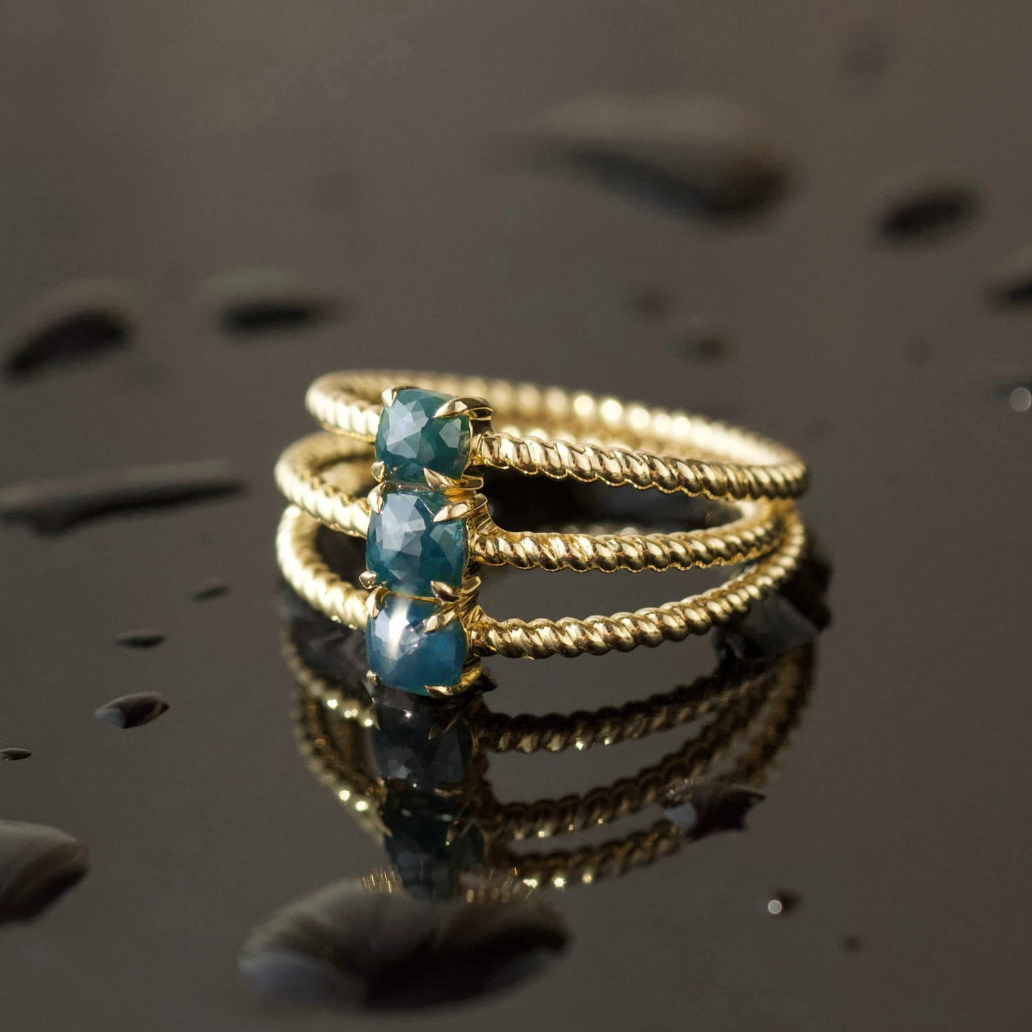 Exclusive Ocean Blue Diamond Twist Band Ring - Size Small 3 Exclusive Ocean Blue Diamond Twist Band Ring - Size Small - Image 3