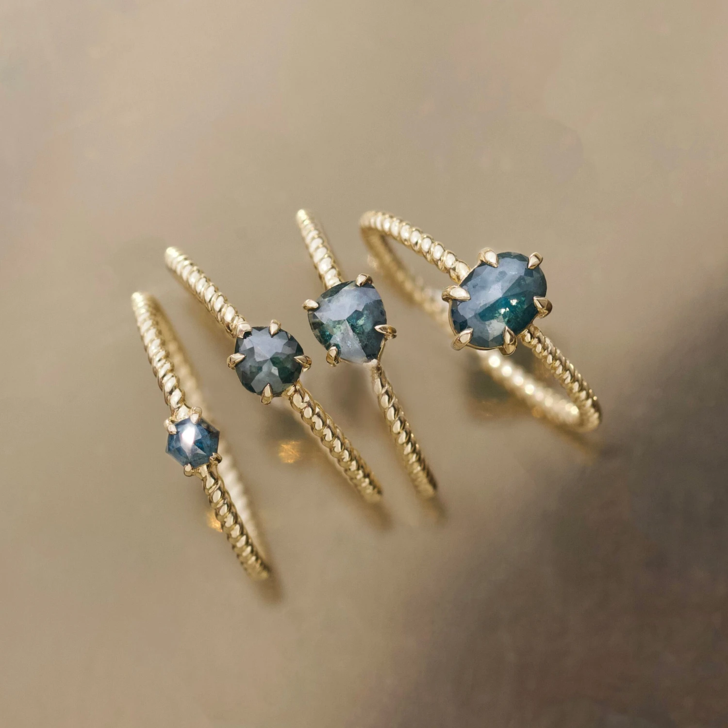 Exclusive Ocean Blue Oval Diamond Twist Band Ring - Size Medium 3 Exclusive Ocean Blue Oval Diamond Twist Band Ring - Size Medium - Image 3