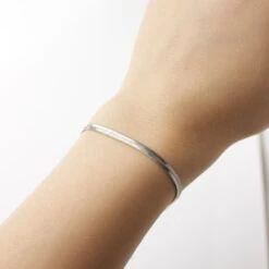 Slinky Chain Bracelet 7 Slinky Chain Bracelet -Carrie Elizabeth IMG 4396copy3 scaled