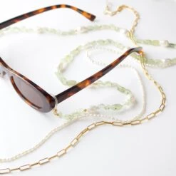 Pearl Sunglasses Chain -Carrie Elizabeth IMG 4459copy2 3a758903 f168 4079 8c9f 64dd0c31a354 scaled