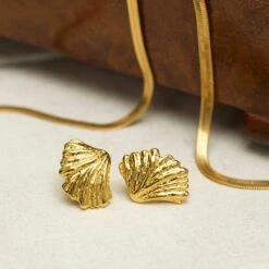 Vintage Fan Earrings -Carrie Elizabeth IMG 4662copy2 scaled