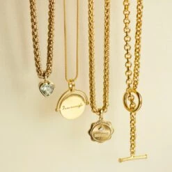 Toujours Vintage Pendant Necklace 10 Toujours Vintage Pendant Necklace -Carrie Elizabeth IMG 5842copy2 145dd317 21d4 42e0 8526 d5ff5b3ca05a scaled