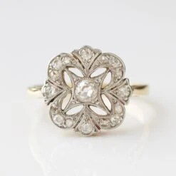 Vintage 18k Yellow Gold Diamond Ring - Uk Size K 1/2