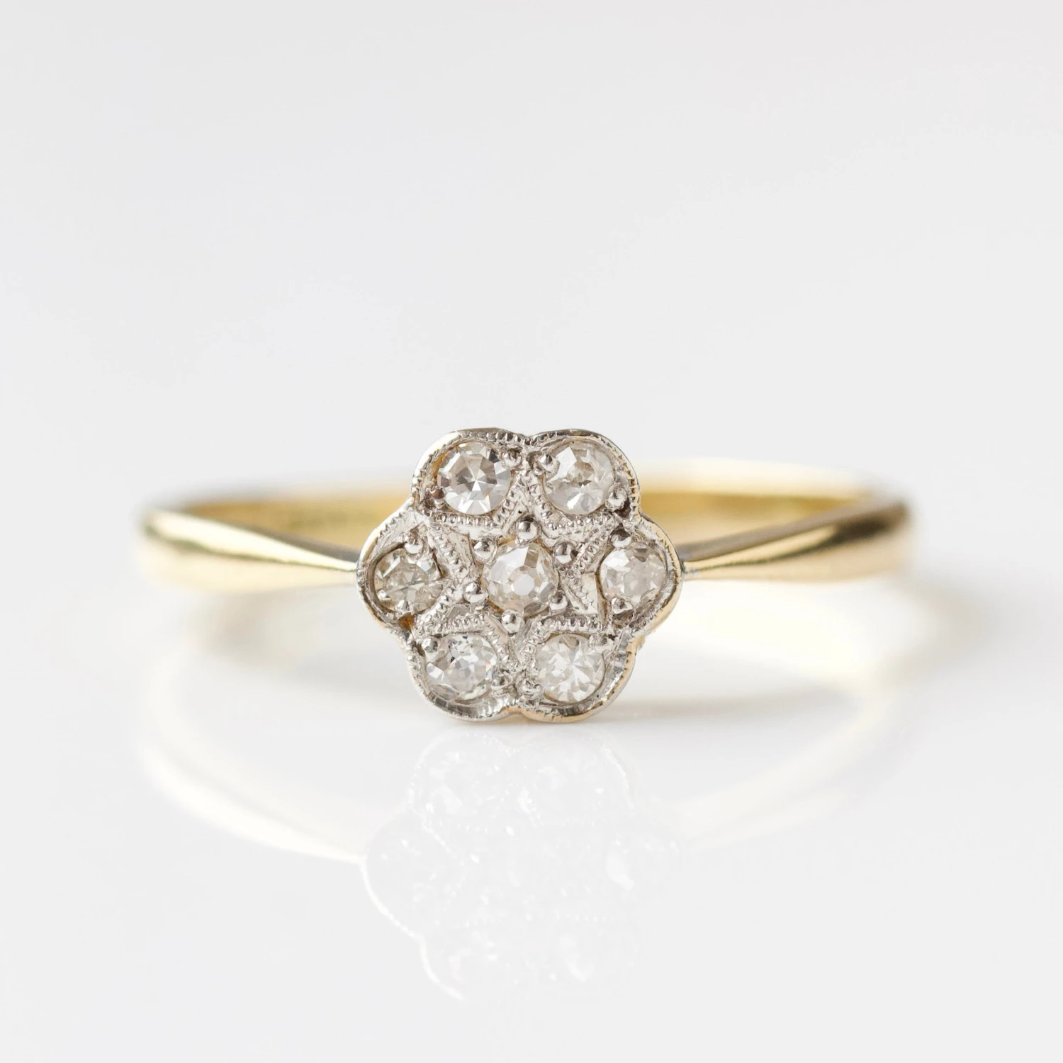 Vintage 18k Yellow Gold Diamond Ring - Uk Size Q 1 Vintage 18k Yellow Gold Diamond Ring - Uk Size Q