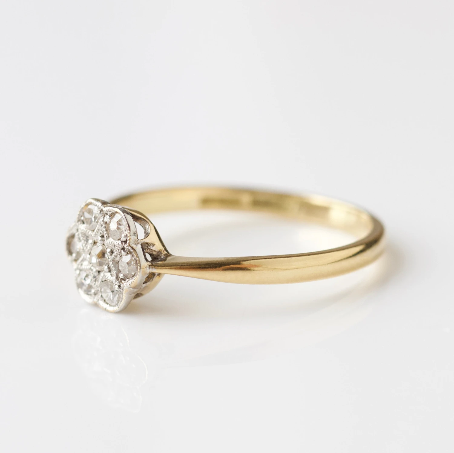 Vintage 18k Yellow Gold Diamond Ring - Uk Size Q 5 Vintage 18k Yellow Gold Diamond Ring - Uk Size Q - Image 5