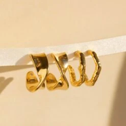 Vintage Twist Hoop Earrings 12 Vintage Twist Hoop Earrings -Carrie Elizabeth IMG 8652copy2 8df3d428 f432 4054 801a 23f1d067ec89 scaled