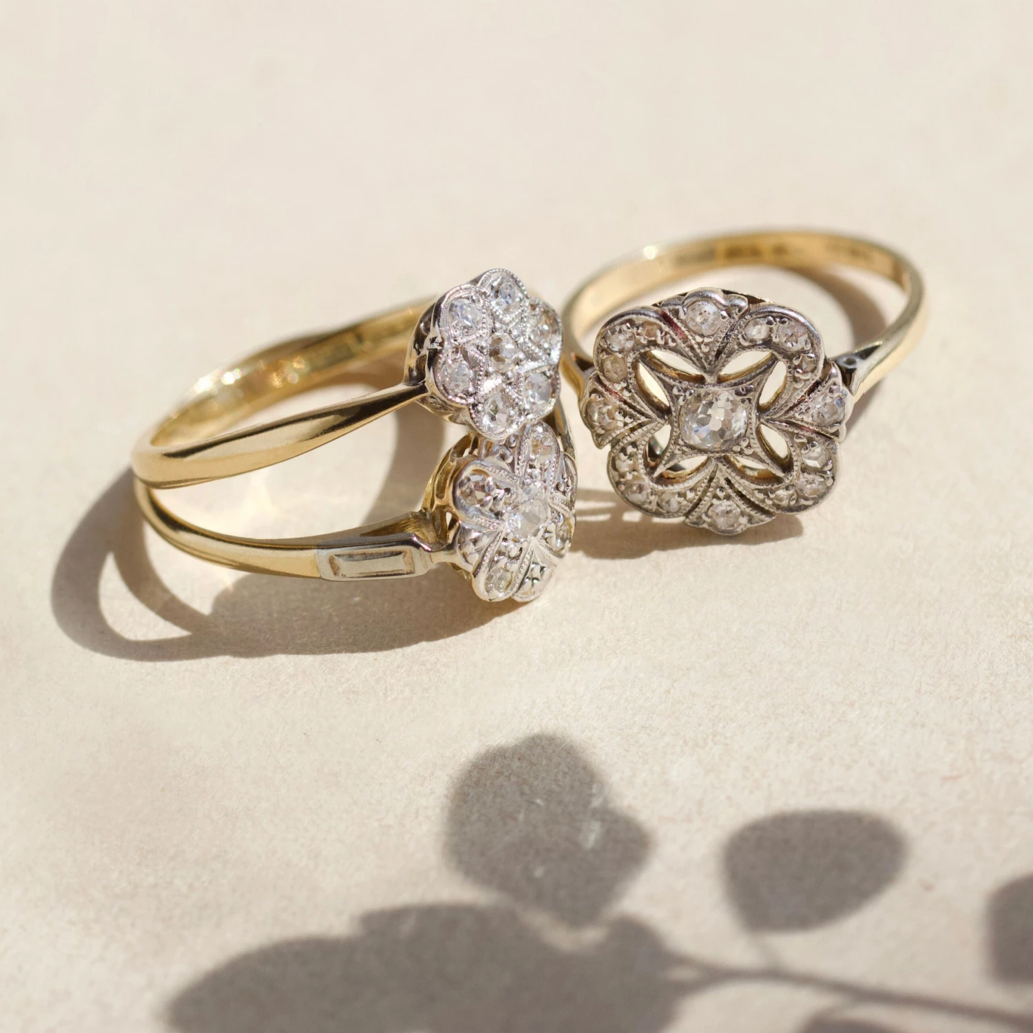 Vintage 18k Yellow Gold Diamond Ring - Uk Size K 1/2 3 Vintage 18k Yellow Gold Diamond Ring - Uk Size K 1/2 - Image 3