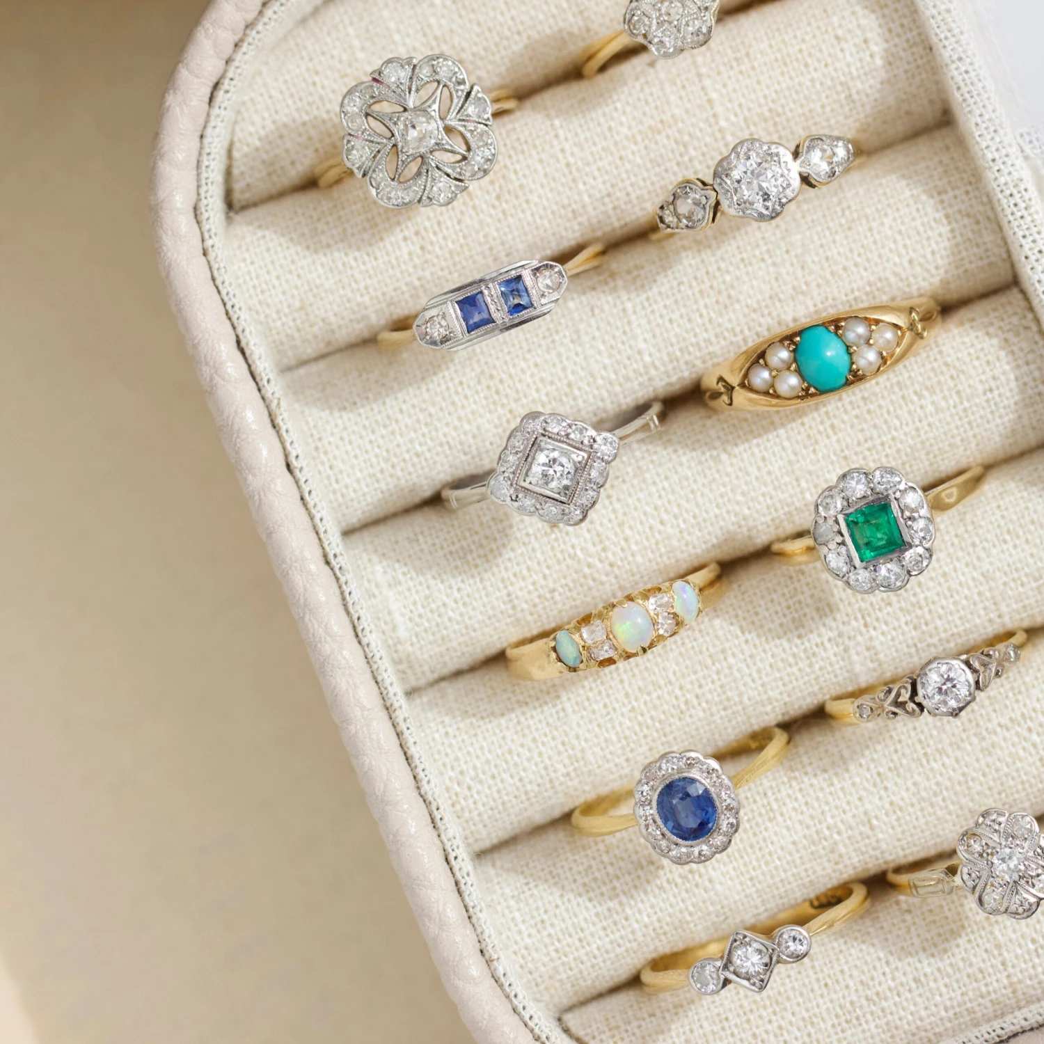 Vintage 18k Yellow Gold Diamond Ring - Uk Size Q 4 Vintage 18k Yellow Gold Diamond Ring - Uk Size Q - Image 4