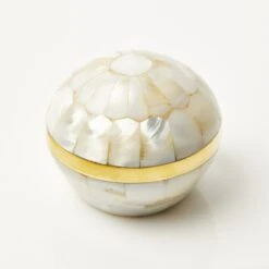 Medium Mother Of Pearl Trinket Pot
