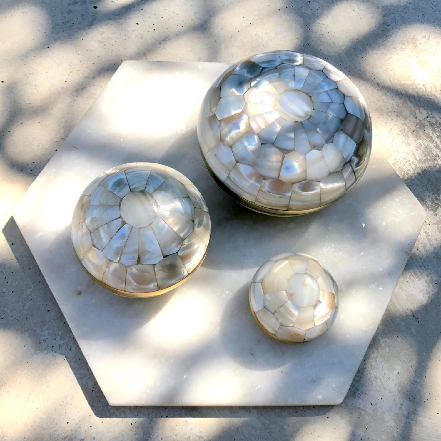 Medium Mother Of Pearl Trinket Pot 8 Medium Mother Of Pearl Trinket Pot - Image 8