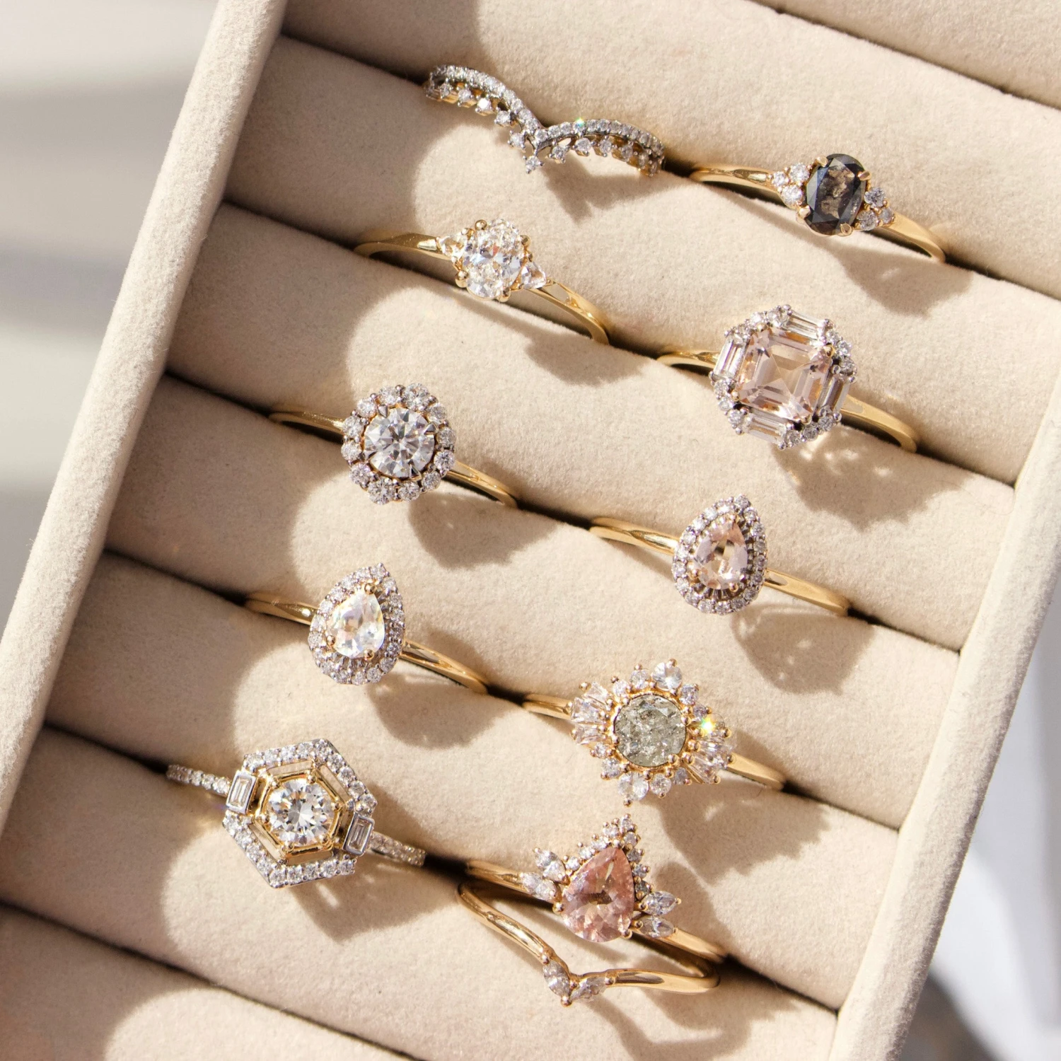 Tiara Diamond Band 4 Tiara Diamond Band - Image 4