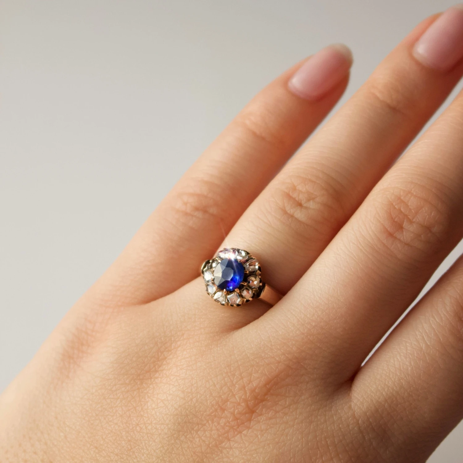 Vintage 18k Solid Rose Gold Sapphire And Rose Cut Diamond Ring - UK Size J 3 Vintage 18k Solid Rose Gold Sapphire And Rose Cut Diamond Ring - UK Size J - Image 3