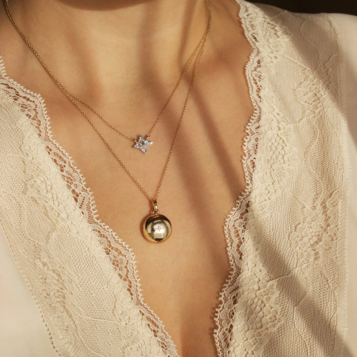 Star Set Diamond Locket 3 Star Set Diamond Locket - Image 3