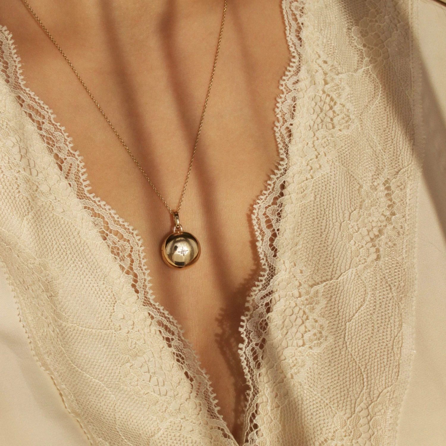 Star Set Diamond Locket 2 Star Set Diamond Locket - Image 2