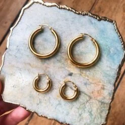 Medium Luxe Chunky Hoop Earrings 15 Medium Luxe Chunky Hoop Earrings -Carrie Elizabeth imagejpg dbc1da6d 4332 4d37 ac19 8364a99f7711